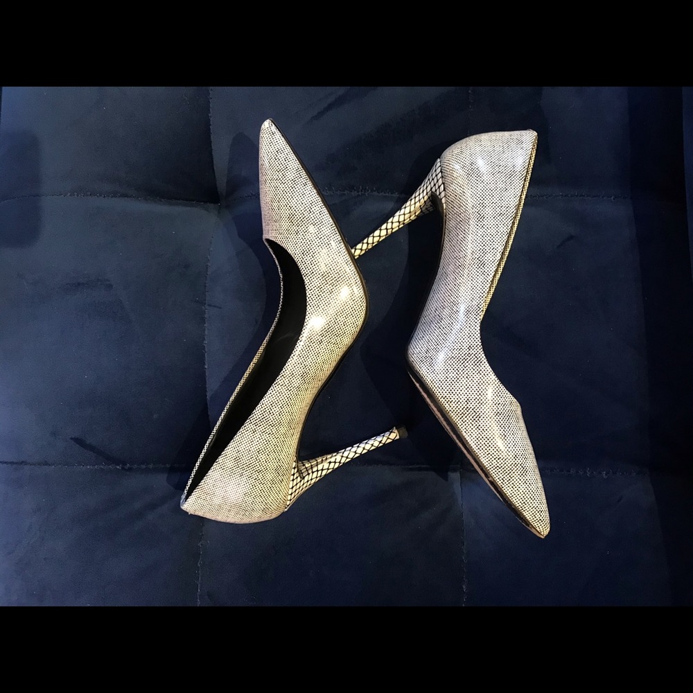 Giuseppe Zanotti black and white heel